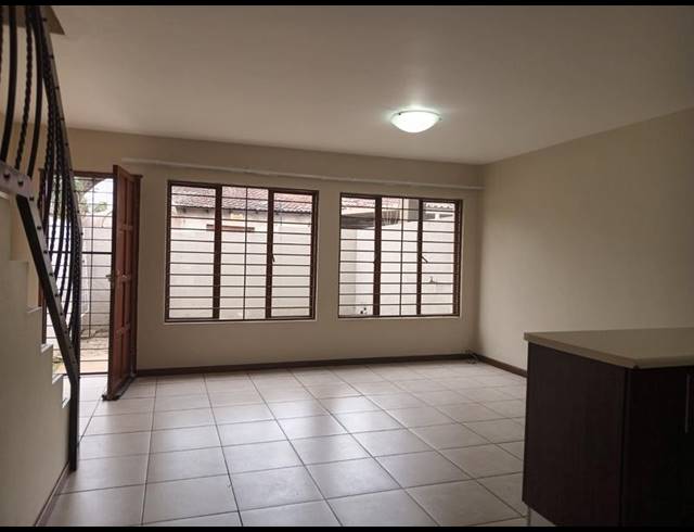 2 BEDROOM TOWNHOUSE FOR SALE IN GREENHILLS